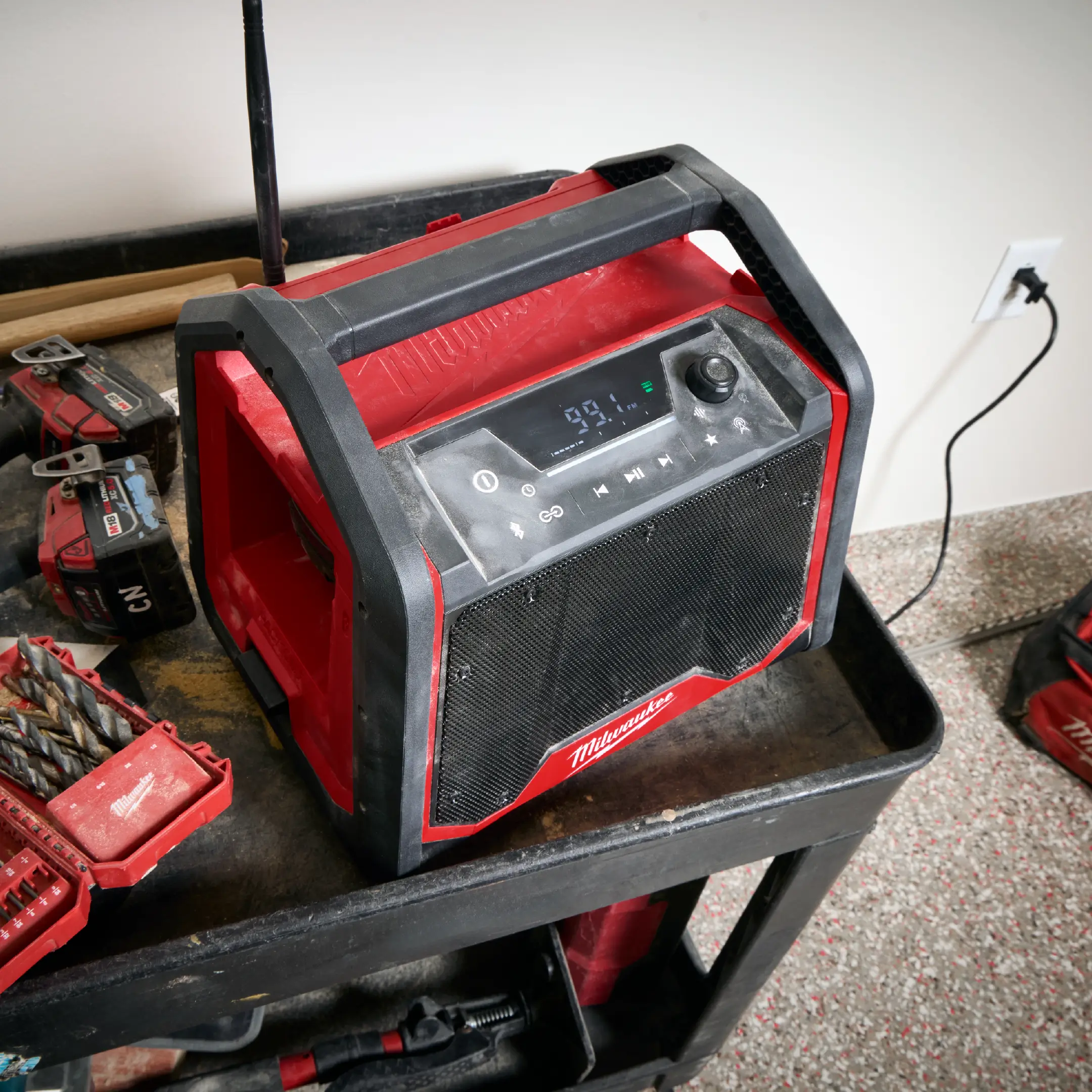 Radio bluetooth M18 para lugar de trabajo Milwaukee 2956-20 - Imagen 3